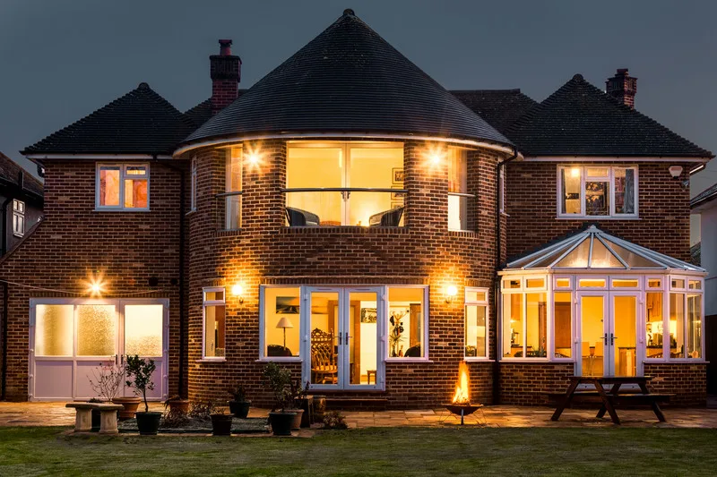 Grove Way, Esher